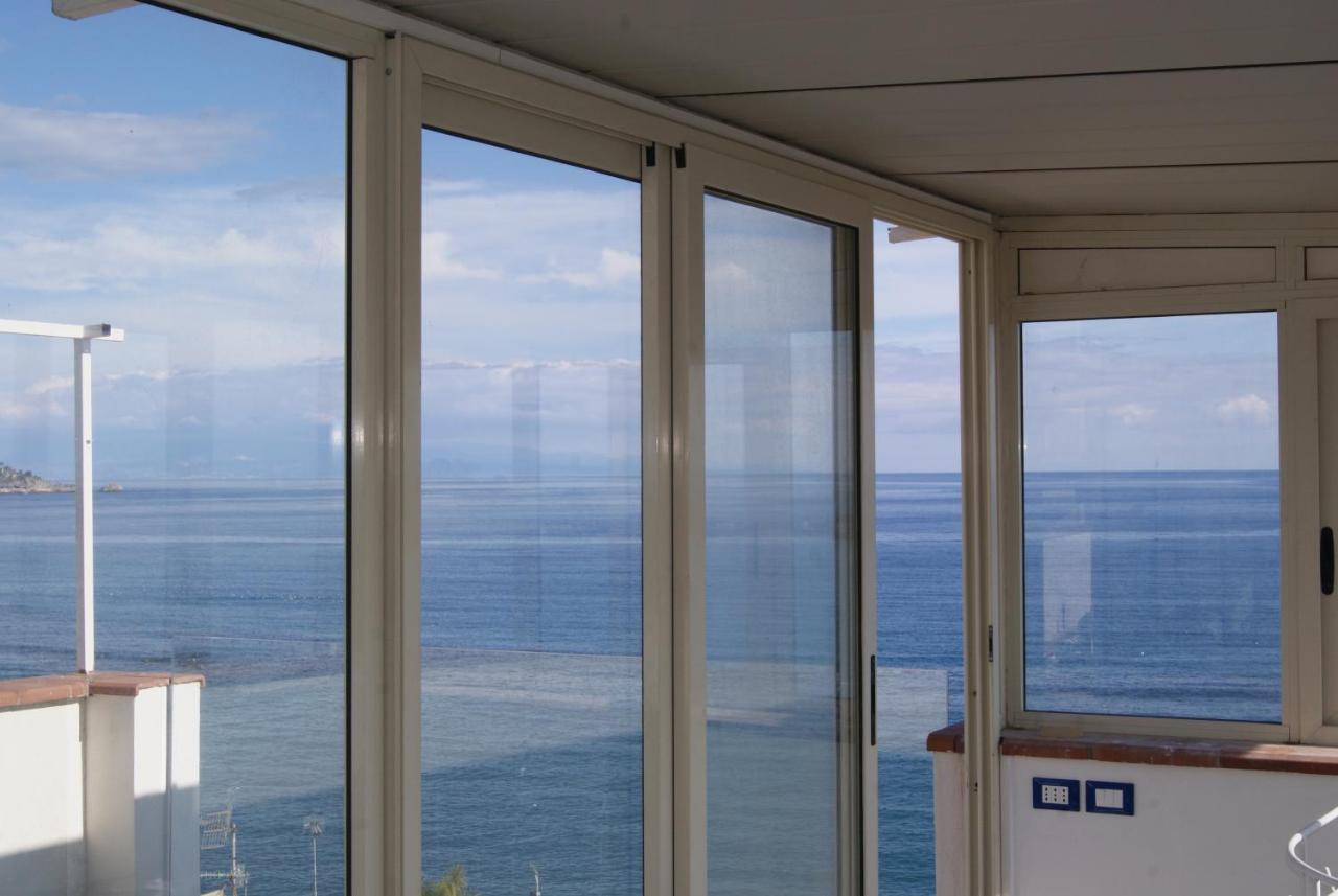 Donna Sicilia Ξενοδοχείο Giardini Naxos Εξωτερικό φωτογραφία
